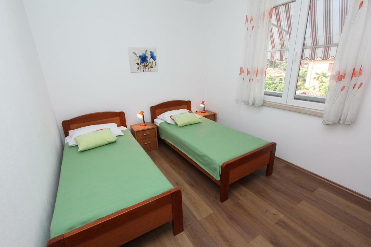 Apartment Dina Rovinj Exterior photo
